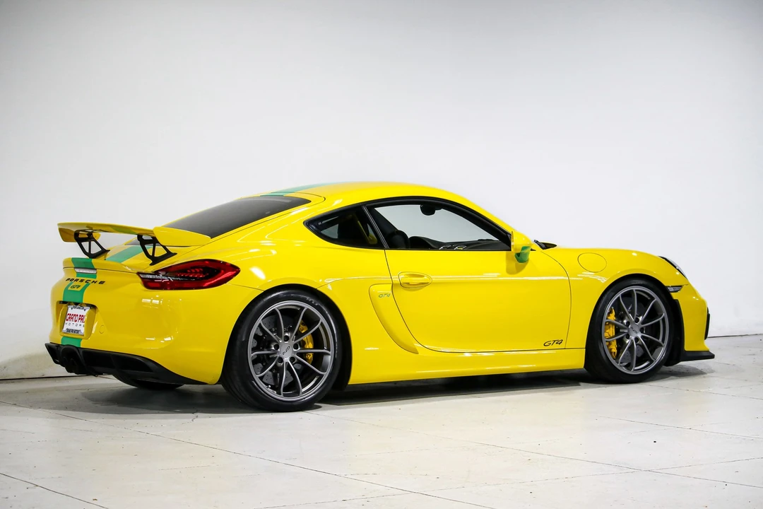 2016 Porsche 981 Cayman GT4 - Image 2 of 12
