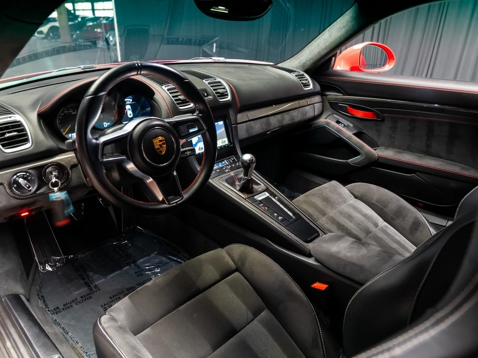 2016 Porsche 981 Cayman GT4 - Image 5 of 12
