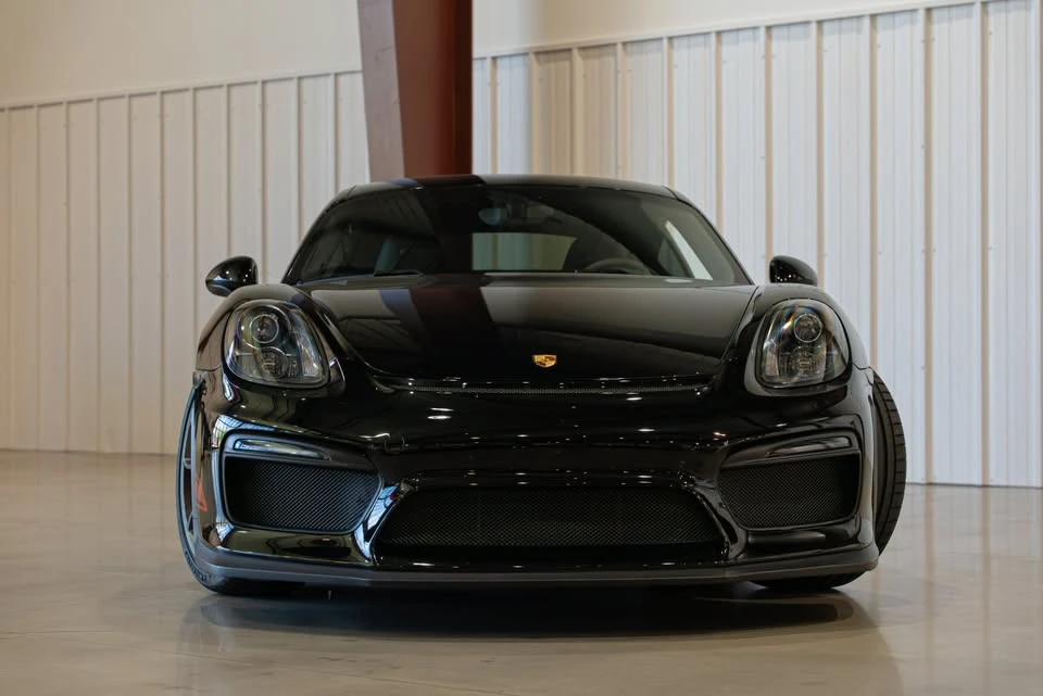 2016 Porsche 981 Cayman GT4 - Image 2 of 20