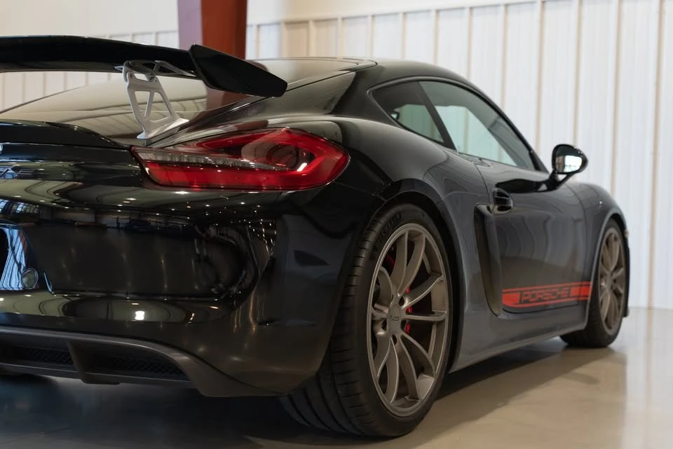 2016 Porsche 981 Cayman GT4 - Image 11 of 20