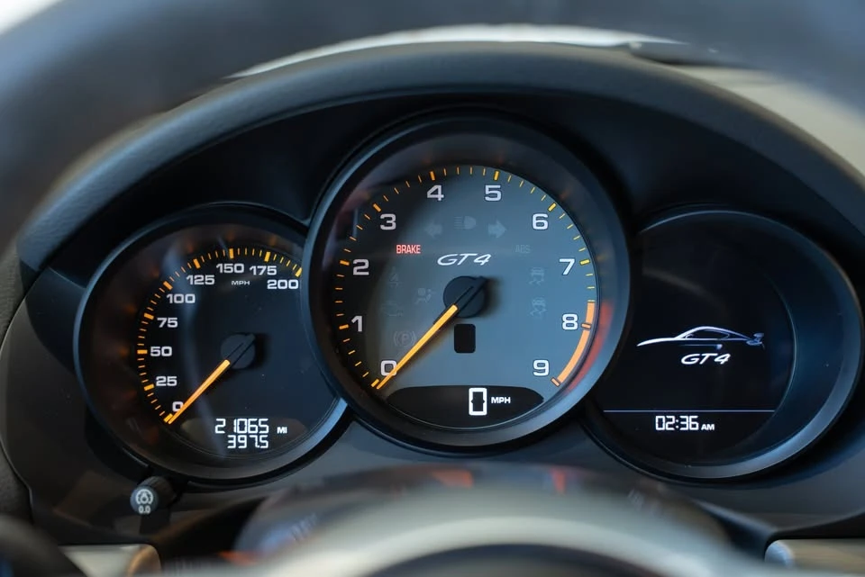 2016 Porsche 981 Cayman GT4 - Image 19 of 20