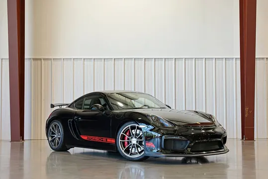 2016 Porsche Cayman GT4