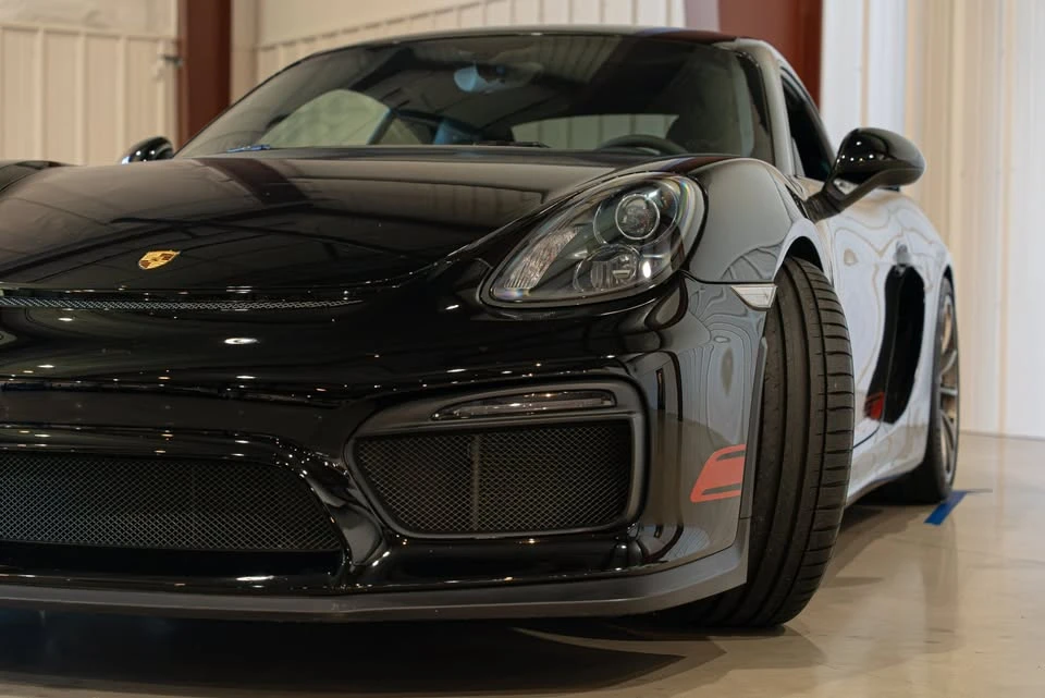 2016 Porsche 981 Cayman GT4 - Image 3 of 20