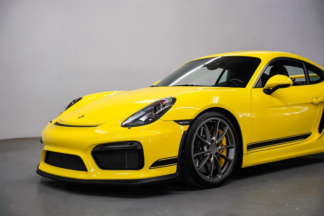 2016 Porsche 981 Cayman GT4 - Image 31 of 31