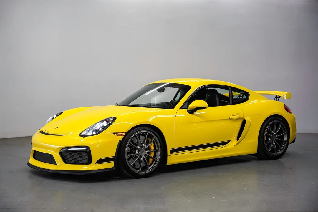 2016 Porsche 981 Cayman GT4 - Image 6 of 31