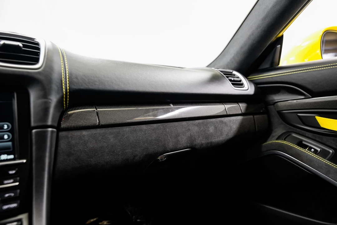 2016 Porsche 981 Cayman GT4 - Image 18 of 31