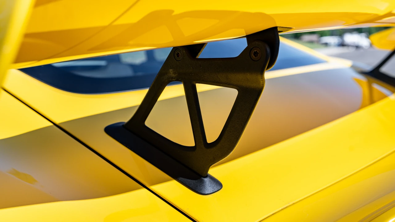 2016 Porsche 981 Cayman GT4 - Image 24 of 31
