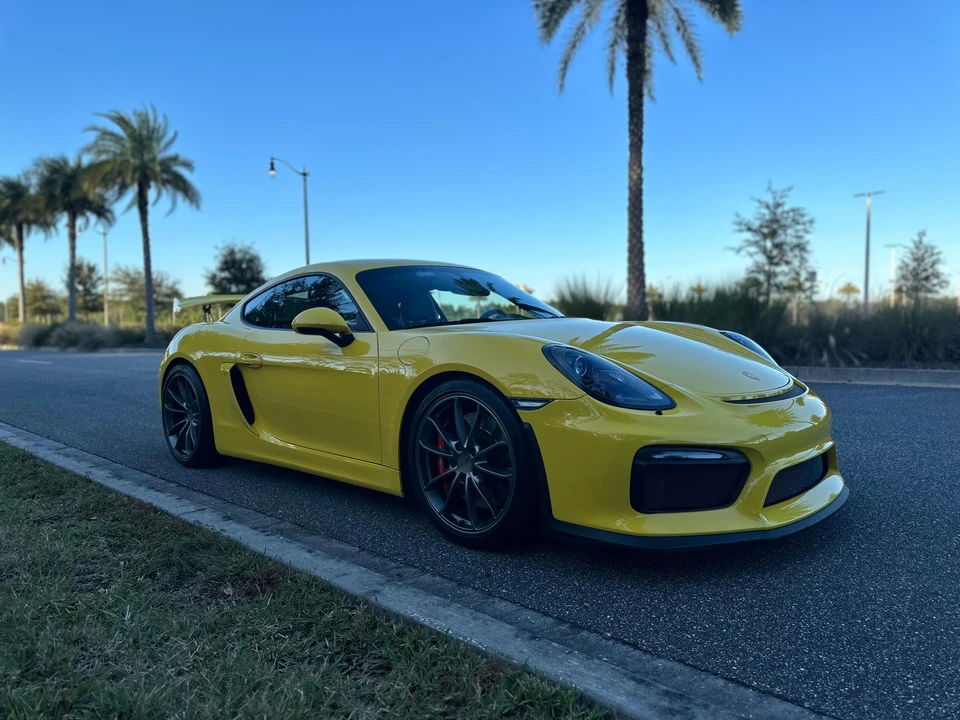 2016 Porsche 981 Cayman GT4 - Image 14 of 31