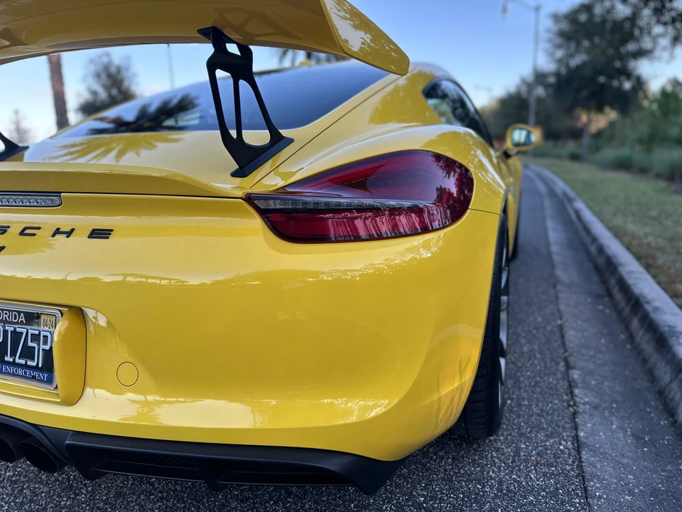 2016 Porsche 981 Cayman GT4 - Image 20 of 31