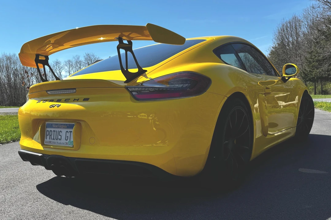 2016 Porsche 981 Cayman GT4 - Image 4 of 31