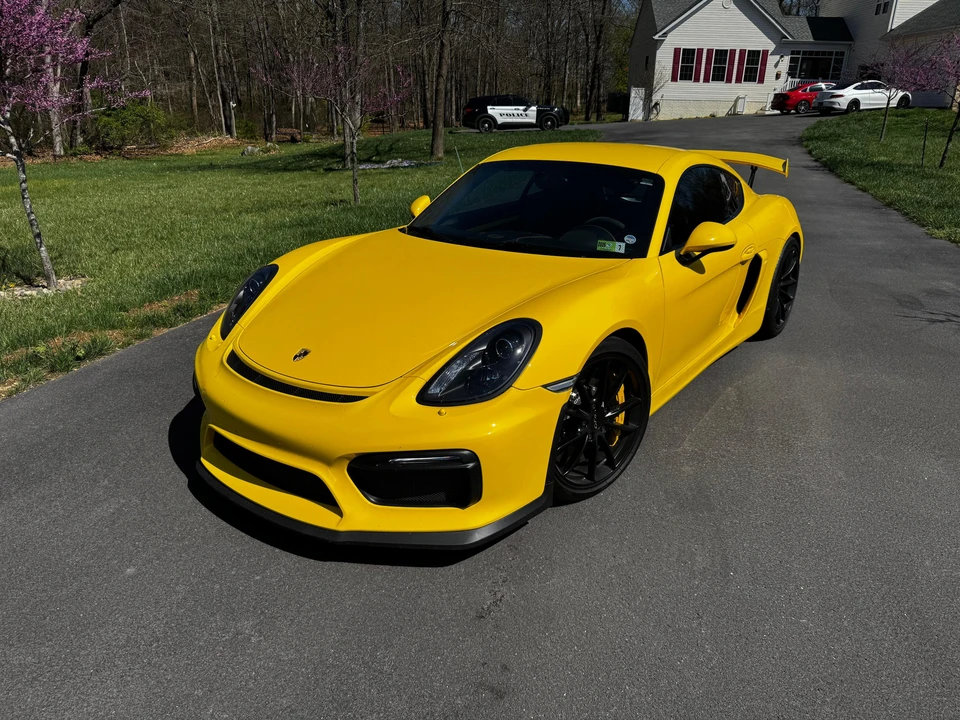 2016 Porsche 981 Cayman GT4 - Image 11 of 31