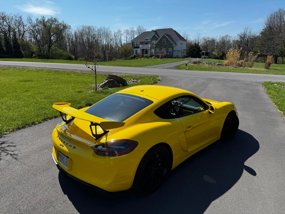 2016 Porsche 981 Cayman GT4 - Image 24 of 31