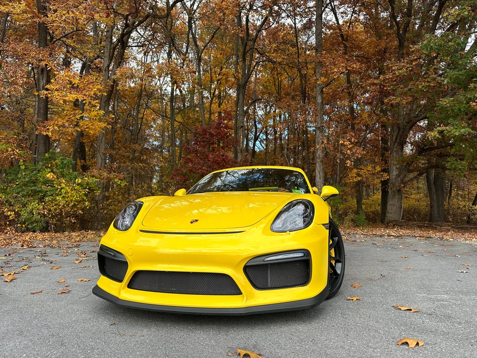 2016 Porsche 981 Cayman GT4 - Image 8 of 31