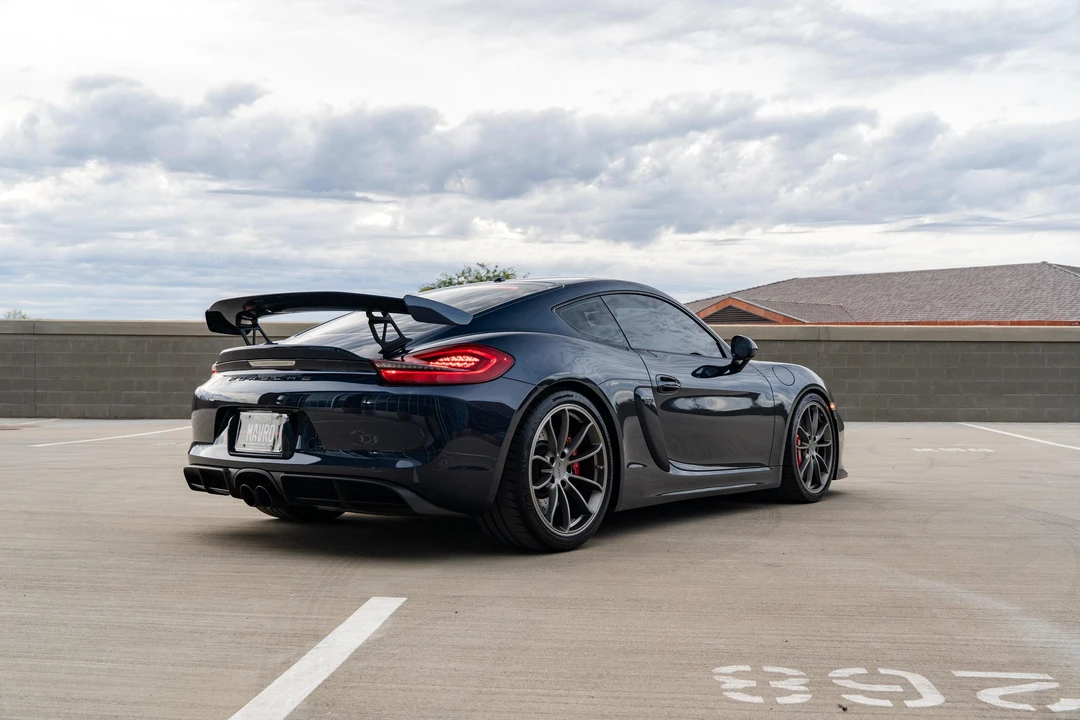 2016 Porsche 981 Cayman GT4 - Image 17 of 31