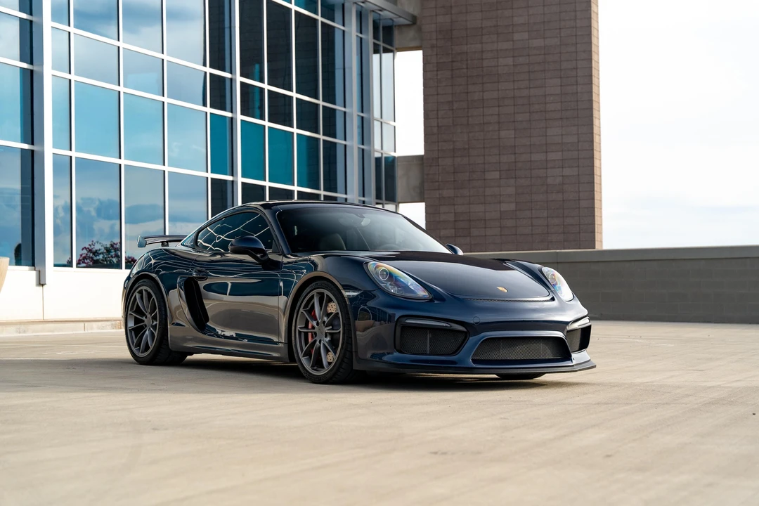 2016 Porsche 981 Cayman GT4 - Image 19 of 31