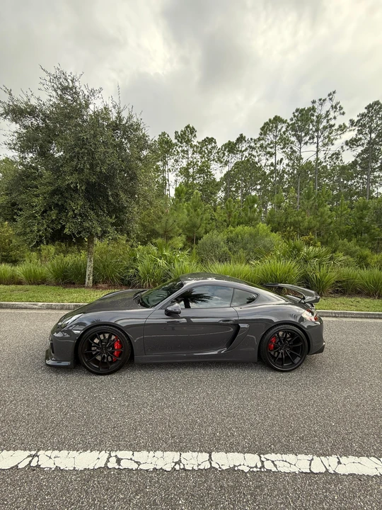2016 Porsche 981 Cayman GT4 - Image 10 of 31
