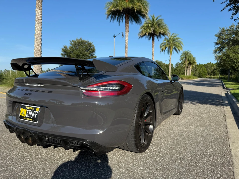 2016 Porsche 981 Cayman GT4 - Image 16 of 31