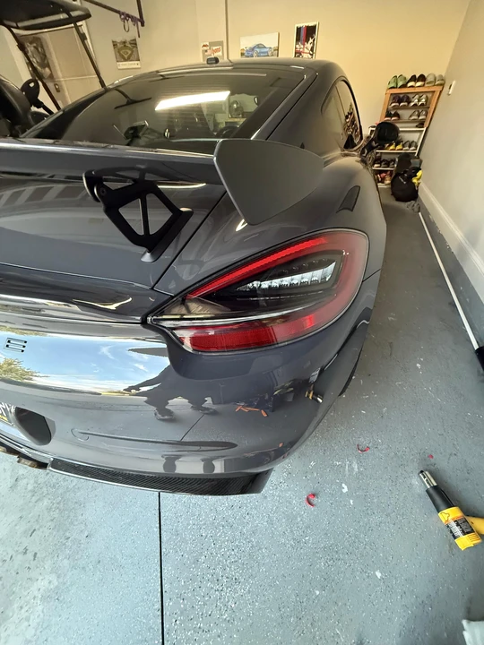 2016 Porsche 981 Cayman GT4 - Image 28 of 31