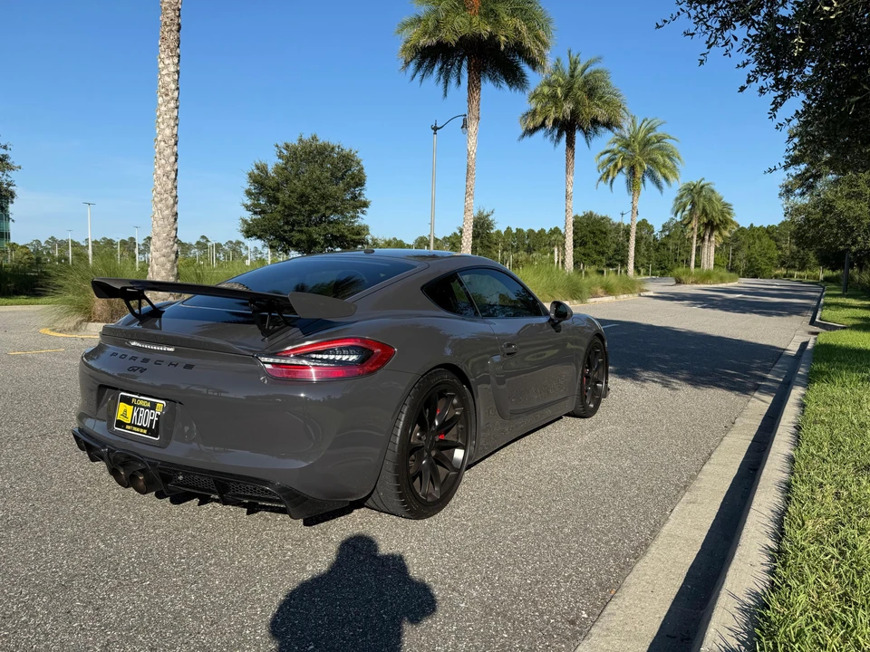 2016 Porsche 981 Cayman GT4 - Image 15 of 31