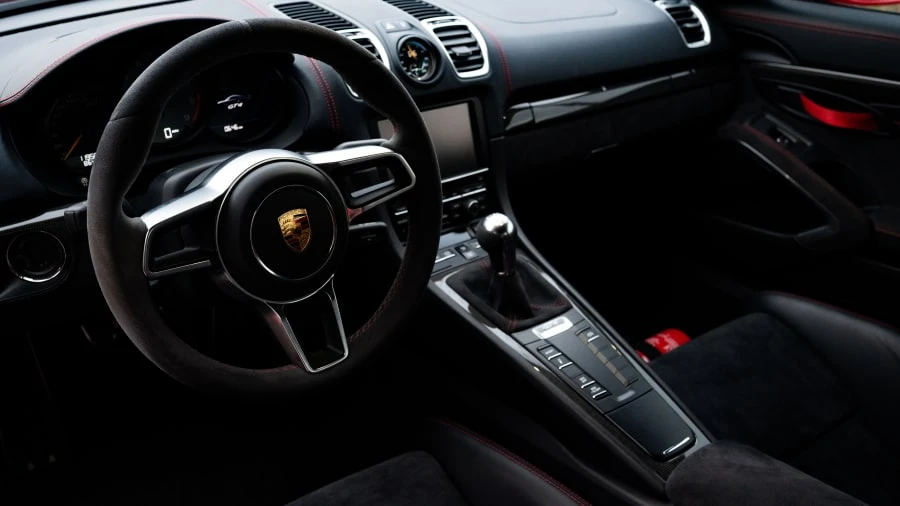 2016 Porsche 981 Cayman GT4 - Image 4 of 31