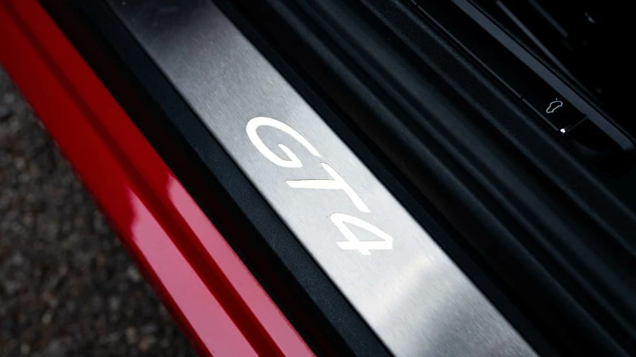 2016 Porsche 981 Cayman GT4 - Image 24 of 31