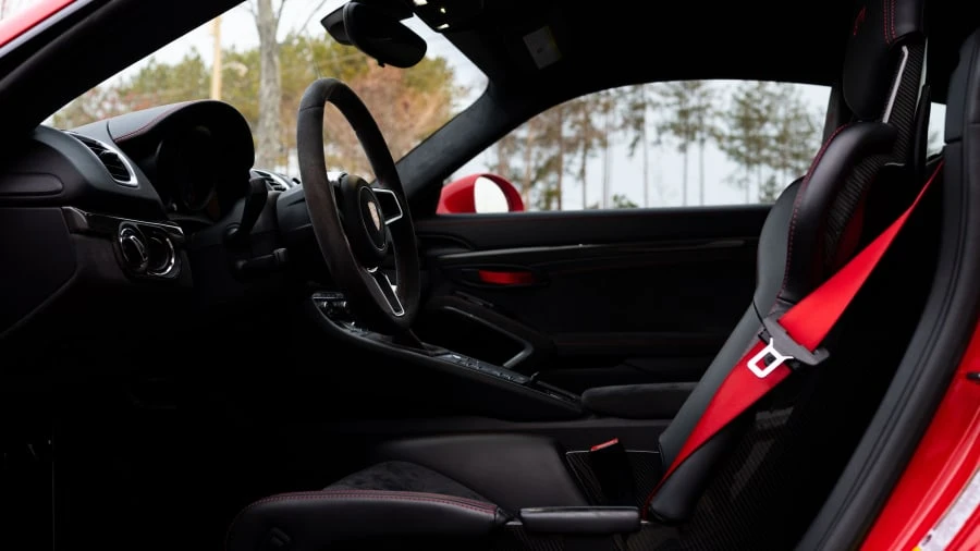 2016 Porsche 981 Cayman GT4 - Image 29 of 31