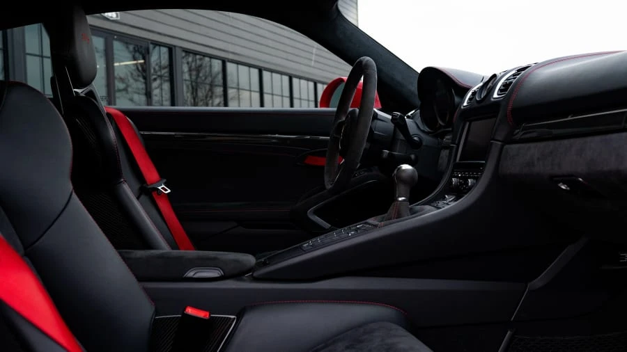 2016 Porsche 981 Cayman GT4 - Image 30 of 31