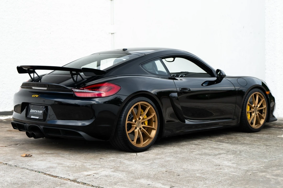 2016 Porsche 981 Cayman GT4 - Image 7 of 31