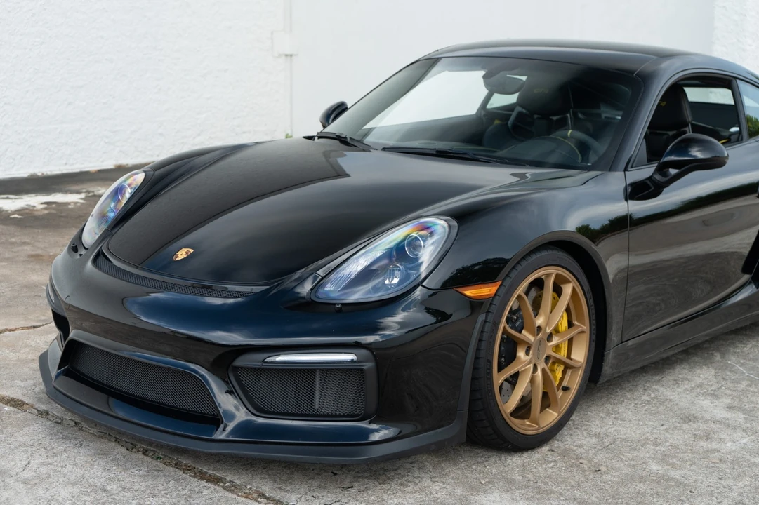 2016 Porsche 981 Cayman GT4 - Image 16 of 31