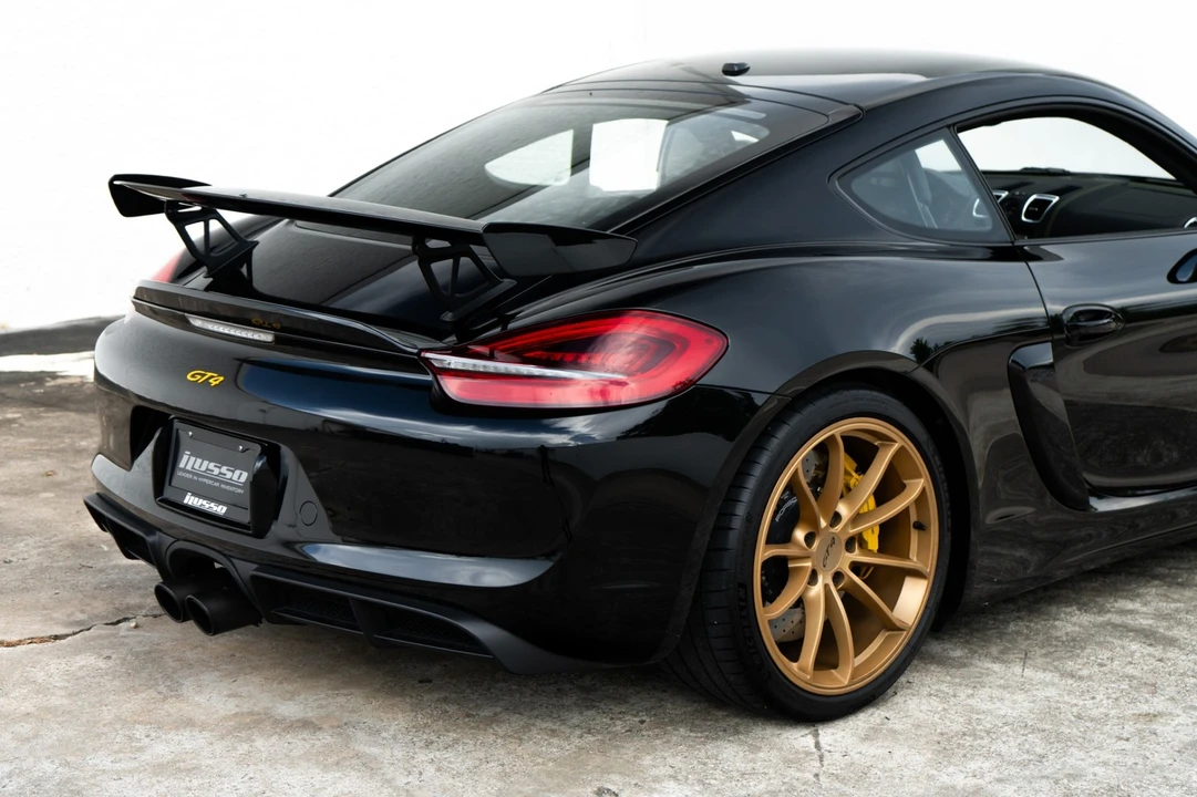 2016 Porsche 981 Cayman GT4 - Image 15 of 31