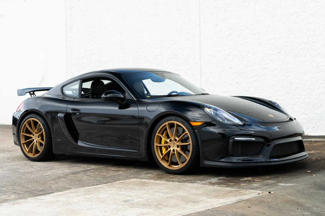 2016 Porsche 981 Cayman GT4 - Image 9 of 31
