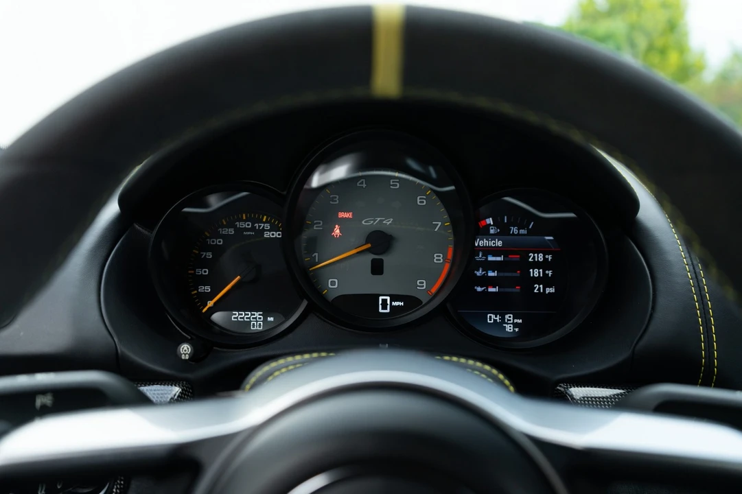 2016 Porsche 981 Cayman GT4 - Image 11 of 31