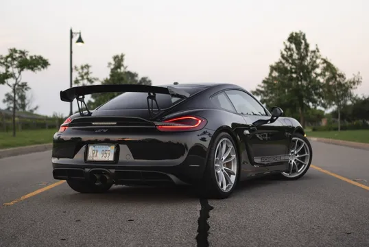 2016 Porsche 981 Cayman GT4 - Image 2 of 12