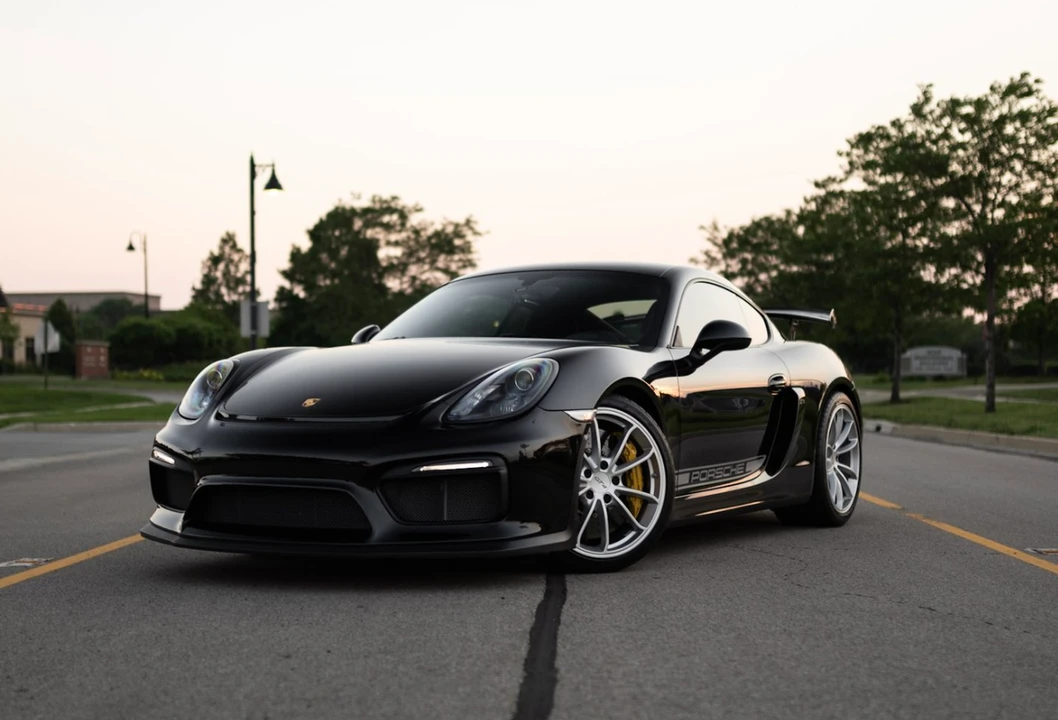 2016 Porsche 981 Cayman GT4 - Image 1 of 12