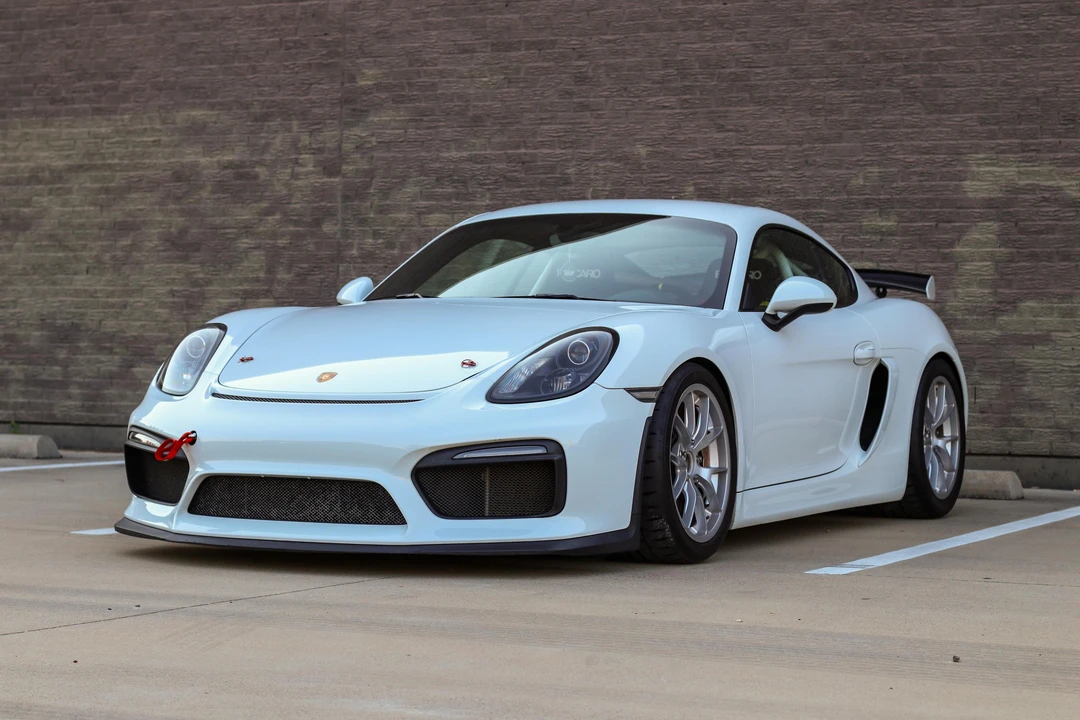 2016 Porsche 981 Cayman GT4 - Image 9 of 31