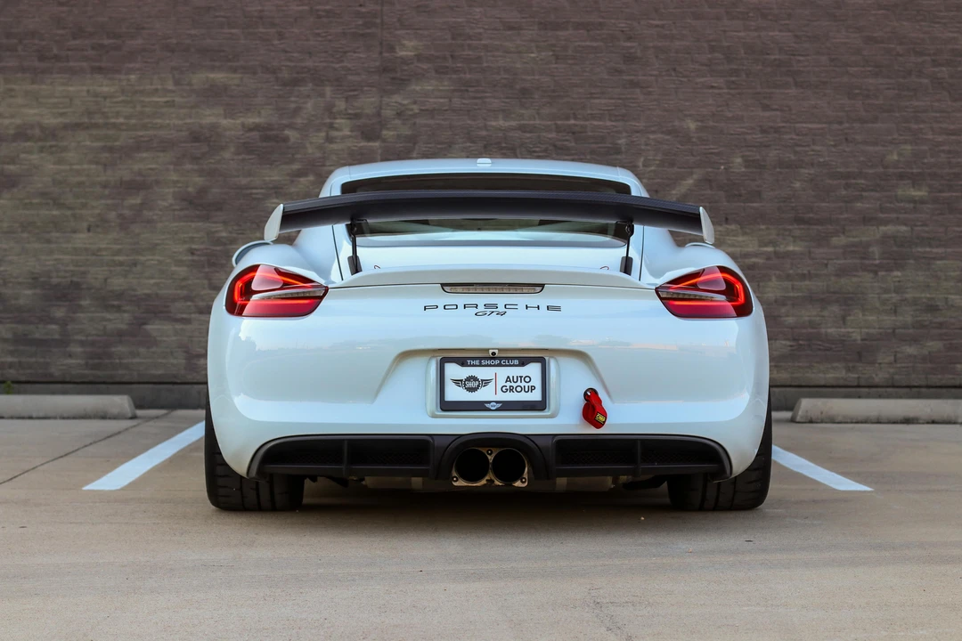 2016 Porsche 981 Cayman GT4 - Image 13 of 31
