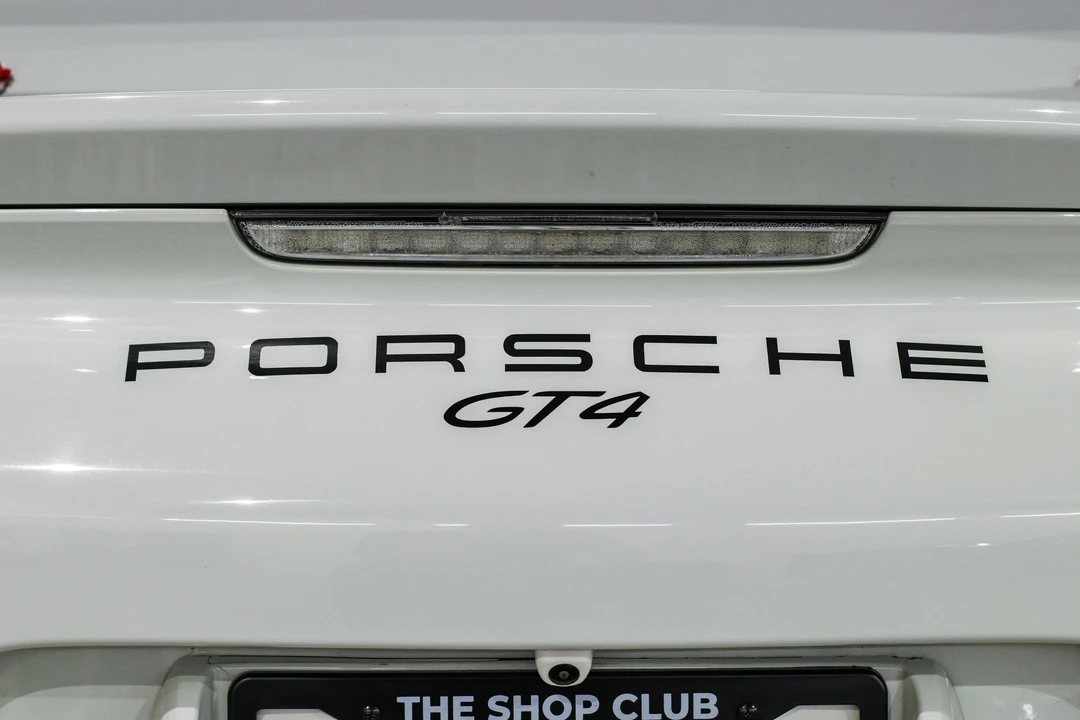 2016 Porsche 981 Cayman GT4 - Image 25 of 31