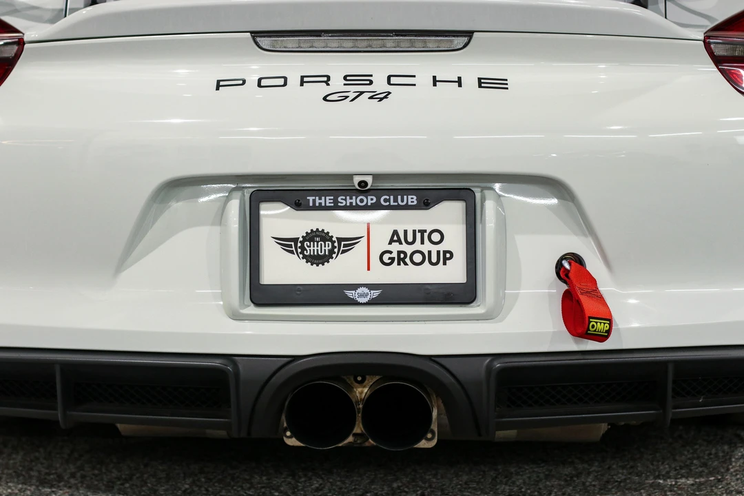2016 Porsche 981 Cayman GT4 - Image 28 of 31