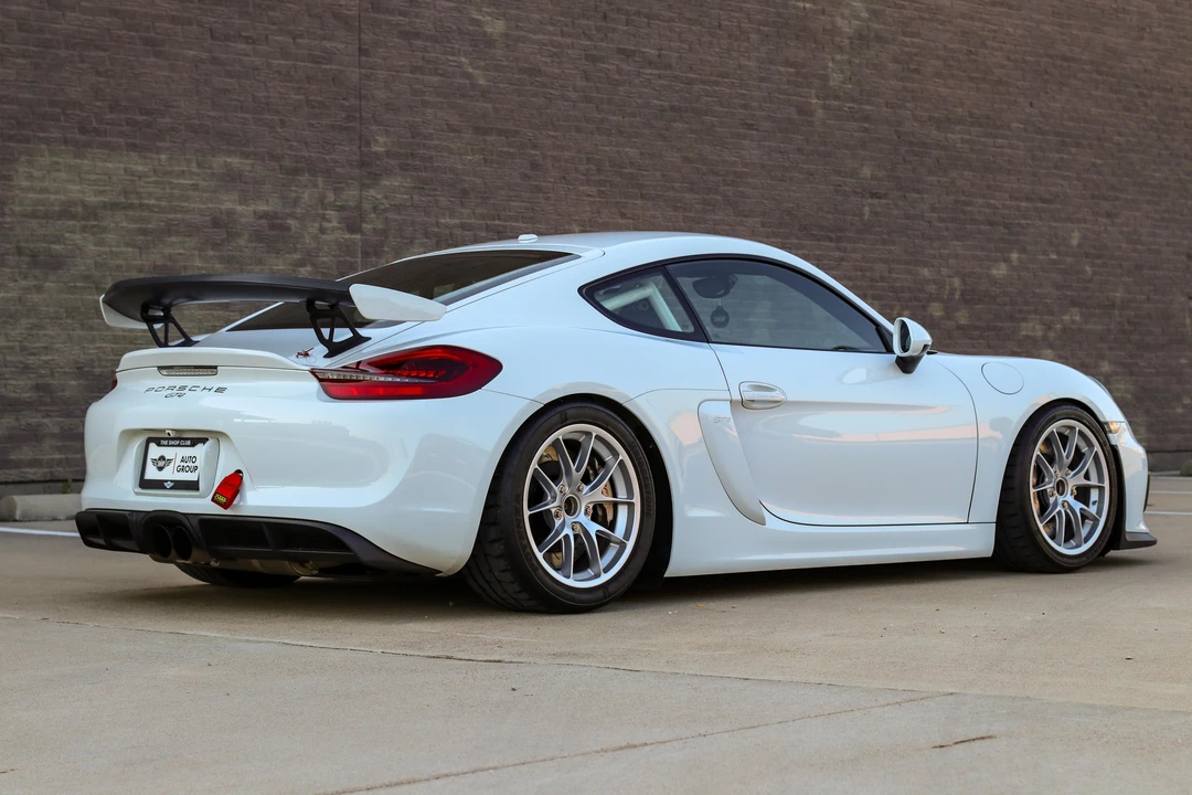 2016 Porsche 981 Cayman GT4 - Image 14 of 31