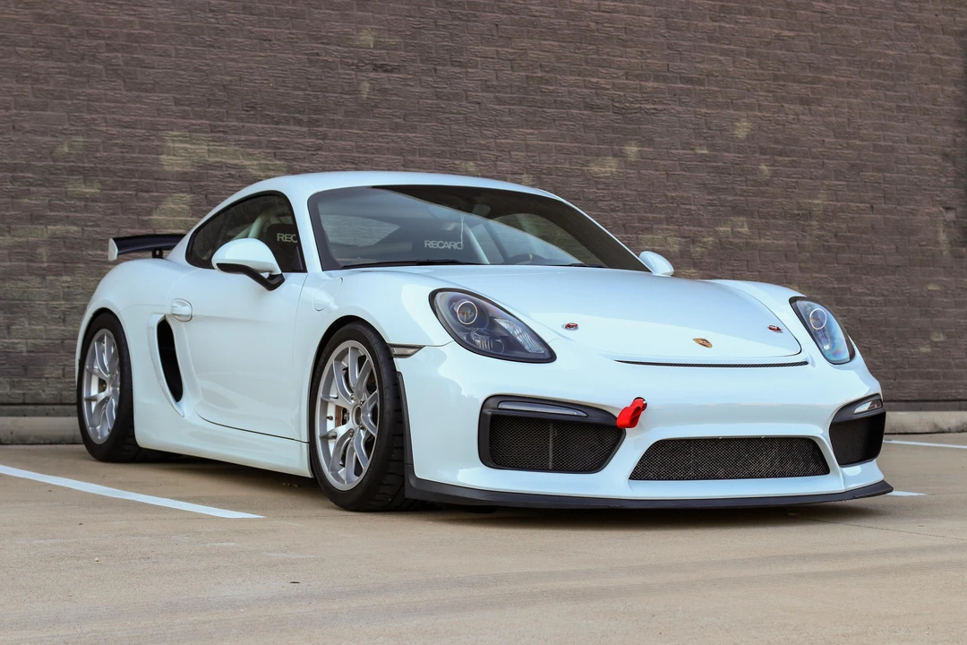 2016 Porsche 981 Cayman GT4 - Image 16 of 31