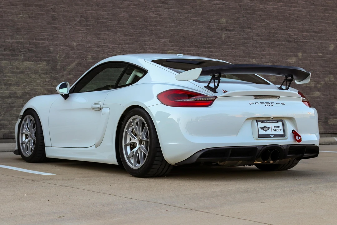 2016 Porsche 981 Cayman GT4 - Image 4 of 31
