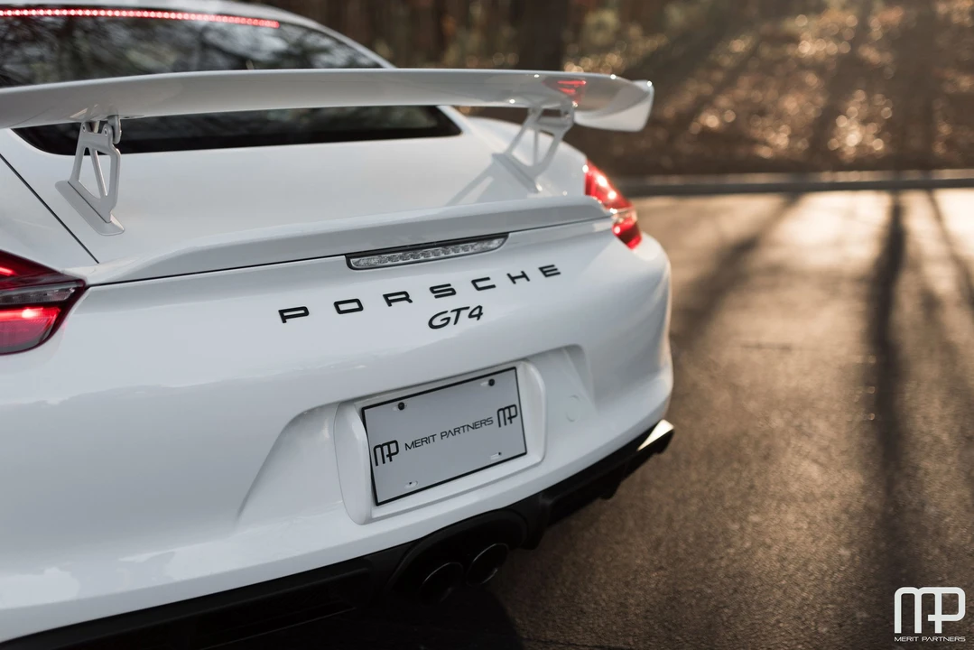 2016 Porsche 981 Cayman GT4 - Image 14 of 31