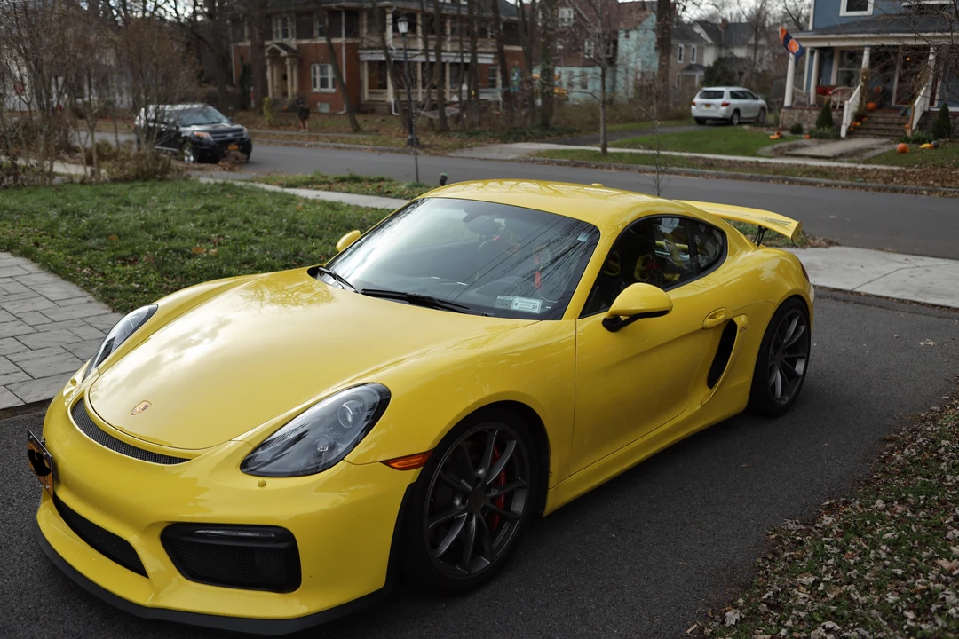 2016 Porsche 981 Cayman GT4 - Image 6 of 14