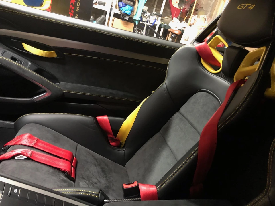 2016 Porsche 981 Cayman GT4 - Image 13 of 14