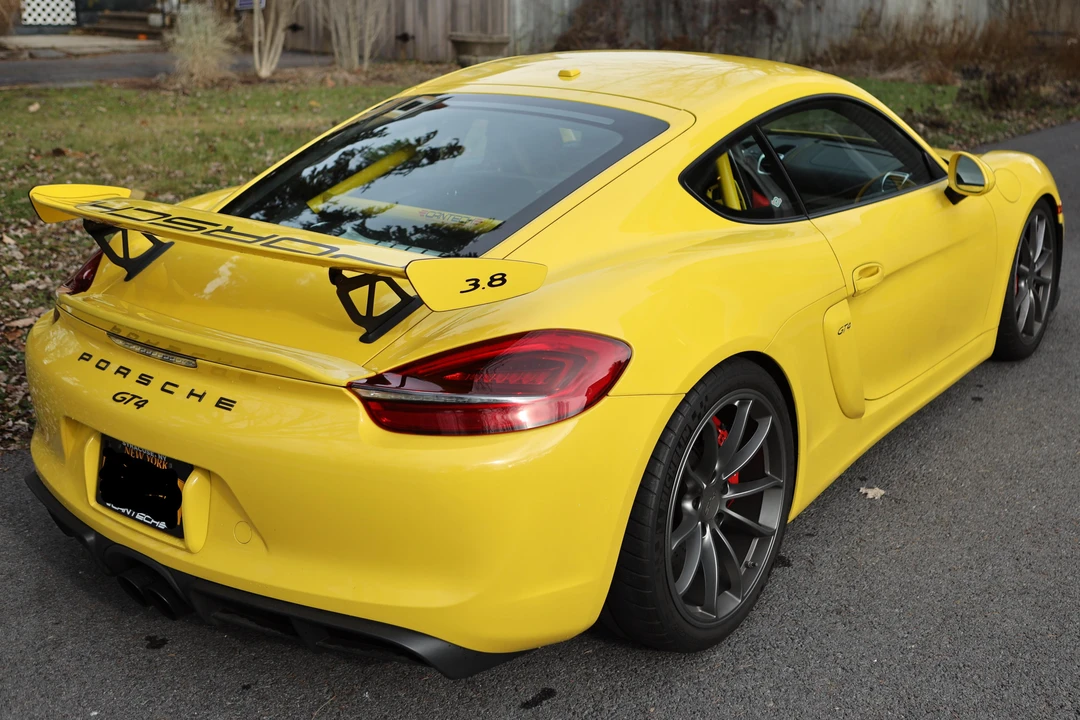 2016 Porsche 981 Cayman GT4 - Image 5 of 14