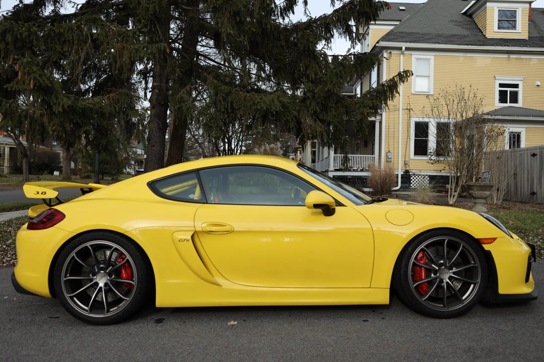 2016 Porsche 981 Cayman GT4 - Image 3 of 14