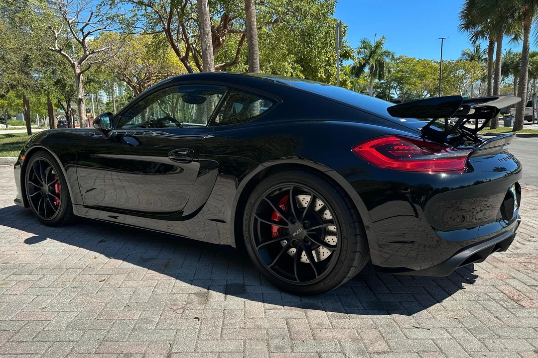 2016 Porsche 981 Cayman GT4 - Image 4 of 31
