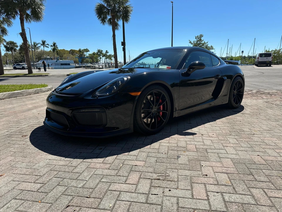 2016 Porsche 981 Cayman GT4 - Image 8 of 31