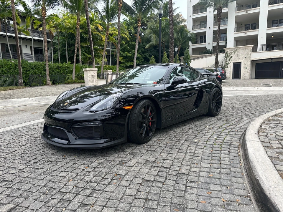 2016 Porsche 981 Cayman GT4 - Image 19 of 31