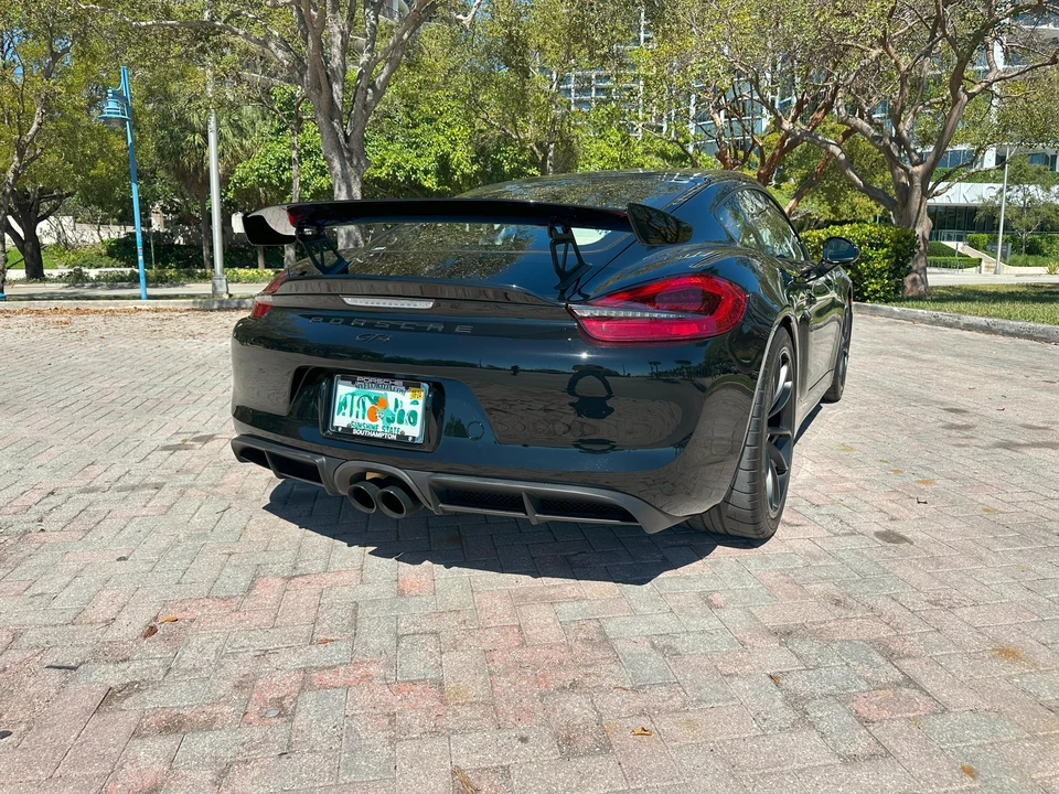 2016 Porsche 981 Cayman GT4 - Image 11 of 31